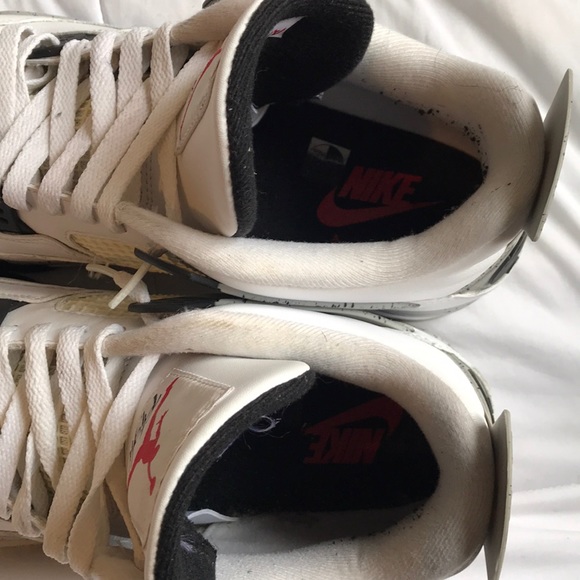 Air Jordan 4 “Cement” (2016) - Picture 6 of 7